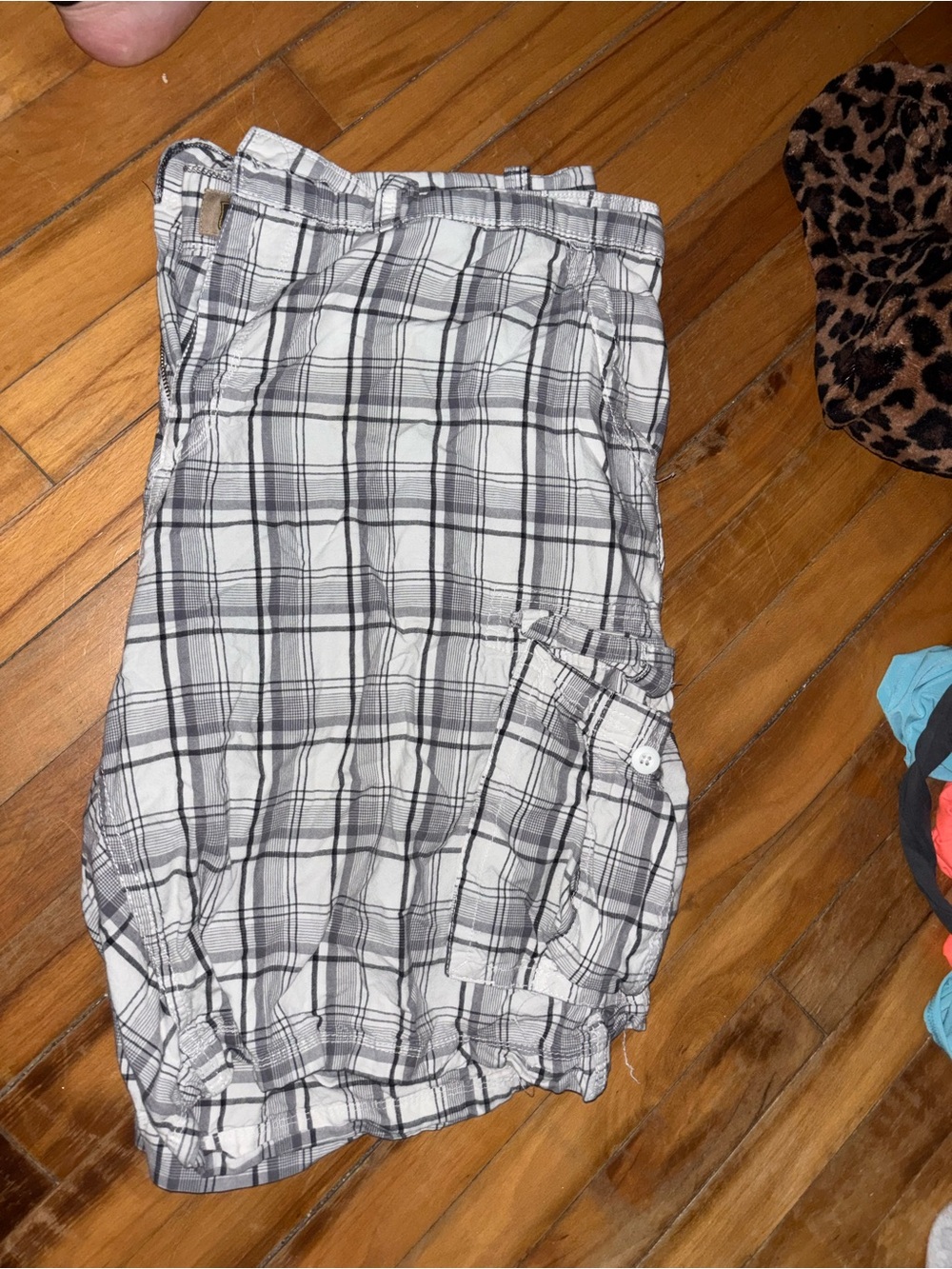 The Foundry Supply Co. Men's Gray Plaid Cargo Shorts